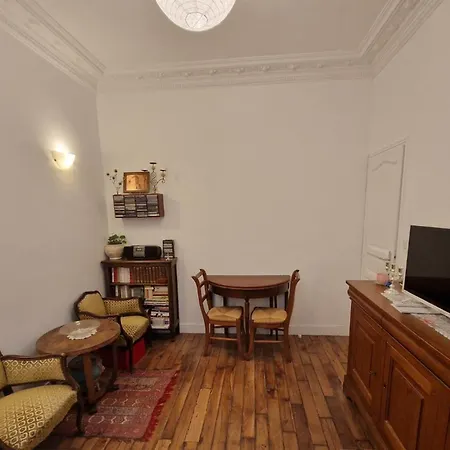 Apartment 2 Pieces A Auteuil Paris